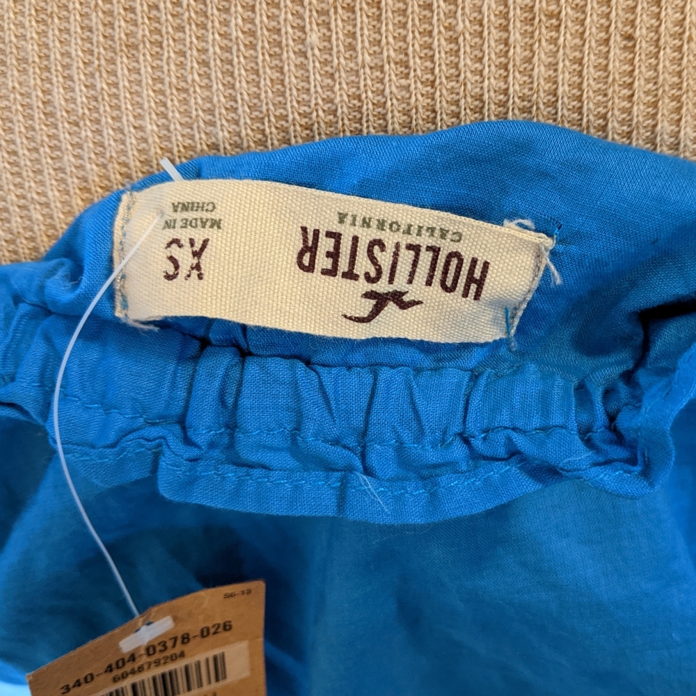 NWT Hollister Betty Blue cinch blouse - Picture 7 of 7
